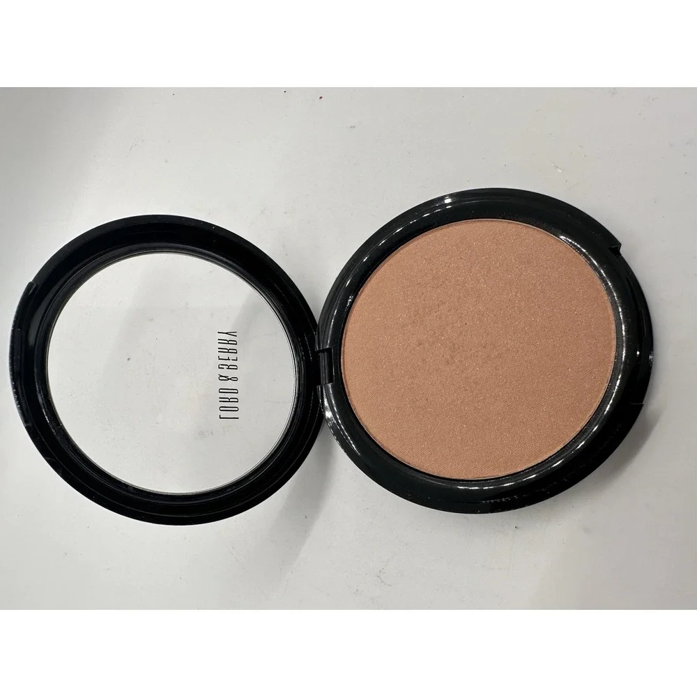 Lord & Berry Toffee #8904 Powder Bronzer Compact‎ Made in Italy
